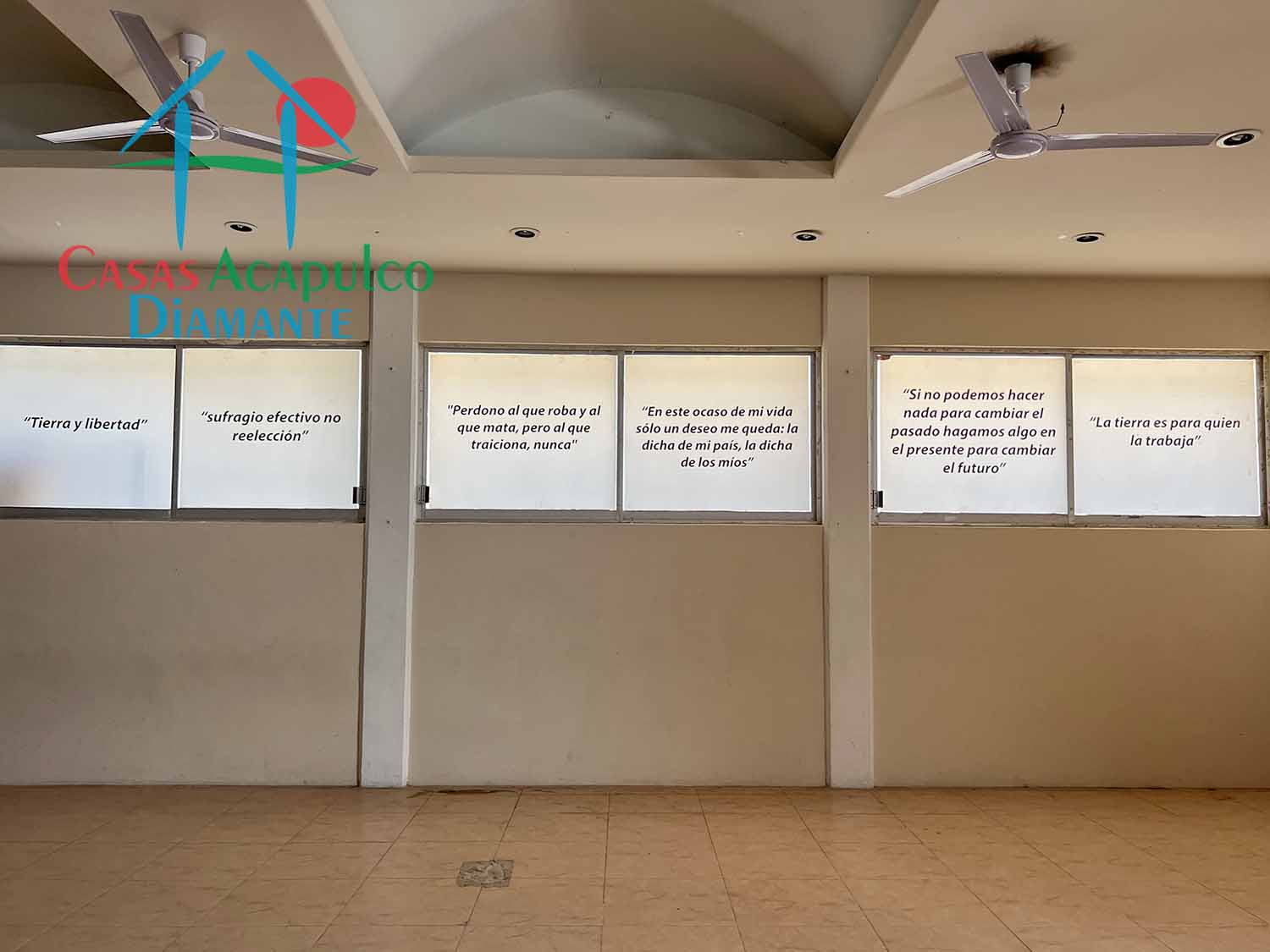 Centro Escolar La Paz sección secundaria - Auditorio 6